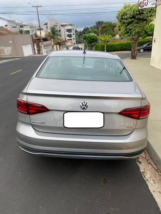 VOLKSWAGEN VIRTUS 1.0 200 TSI COMFORTLINE AUTOMÁTICO